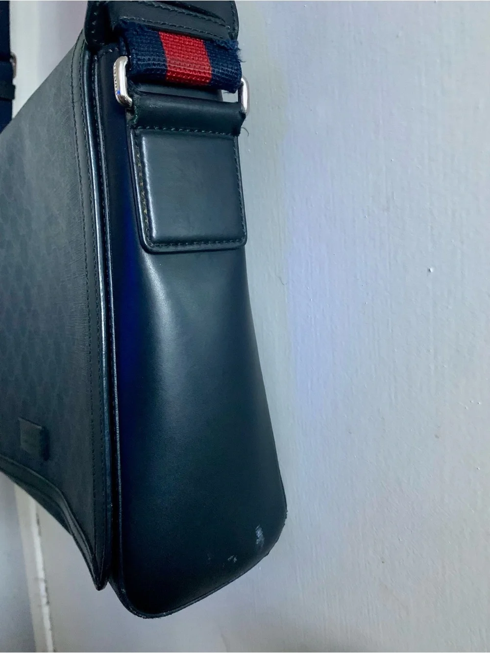 Gucci GG Monogram Messenger Bag Black/Gray Magnetic Closure Adjustable Web Strap